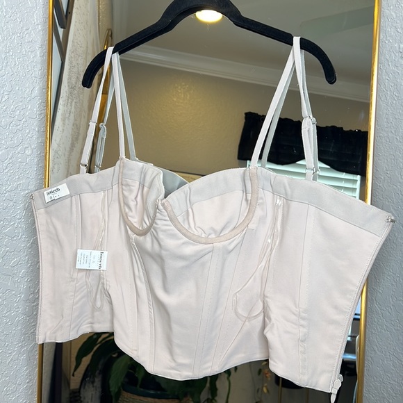 HOUSE OF CB 'Shanna' Oyster Underwired Corset NWOT - Picture 10 of 10